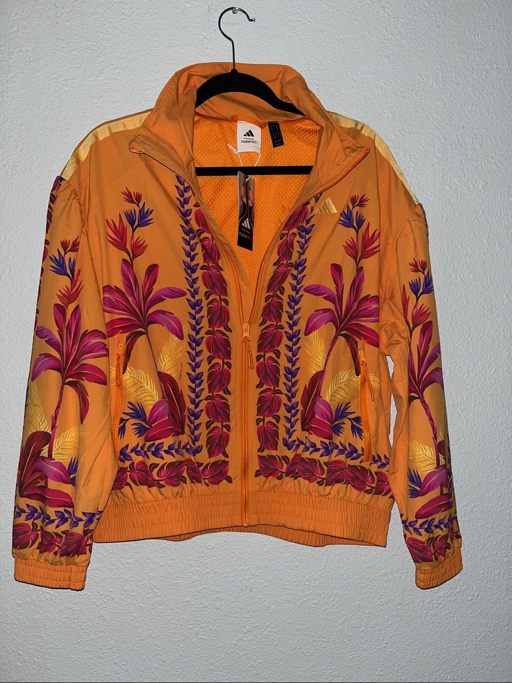 FARM RIO adidas Orange Floral-Print Bomber Jacket
NWT
Sz Small